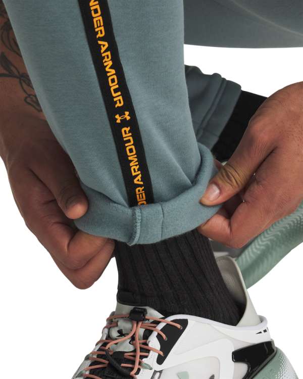 UA Icon Fleece Jgr Taping 