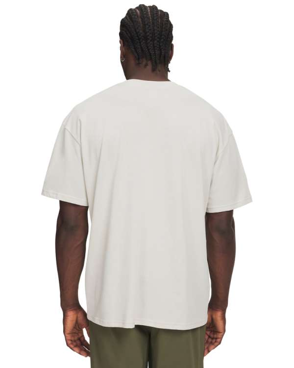 UA M Hwt Metal Logo SS 